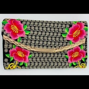 Mexican embroidered clutch